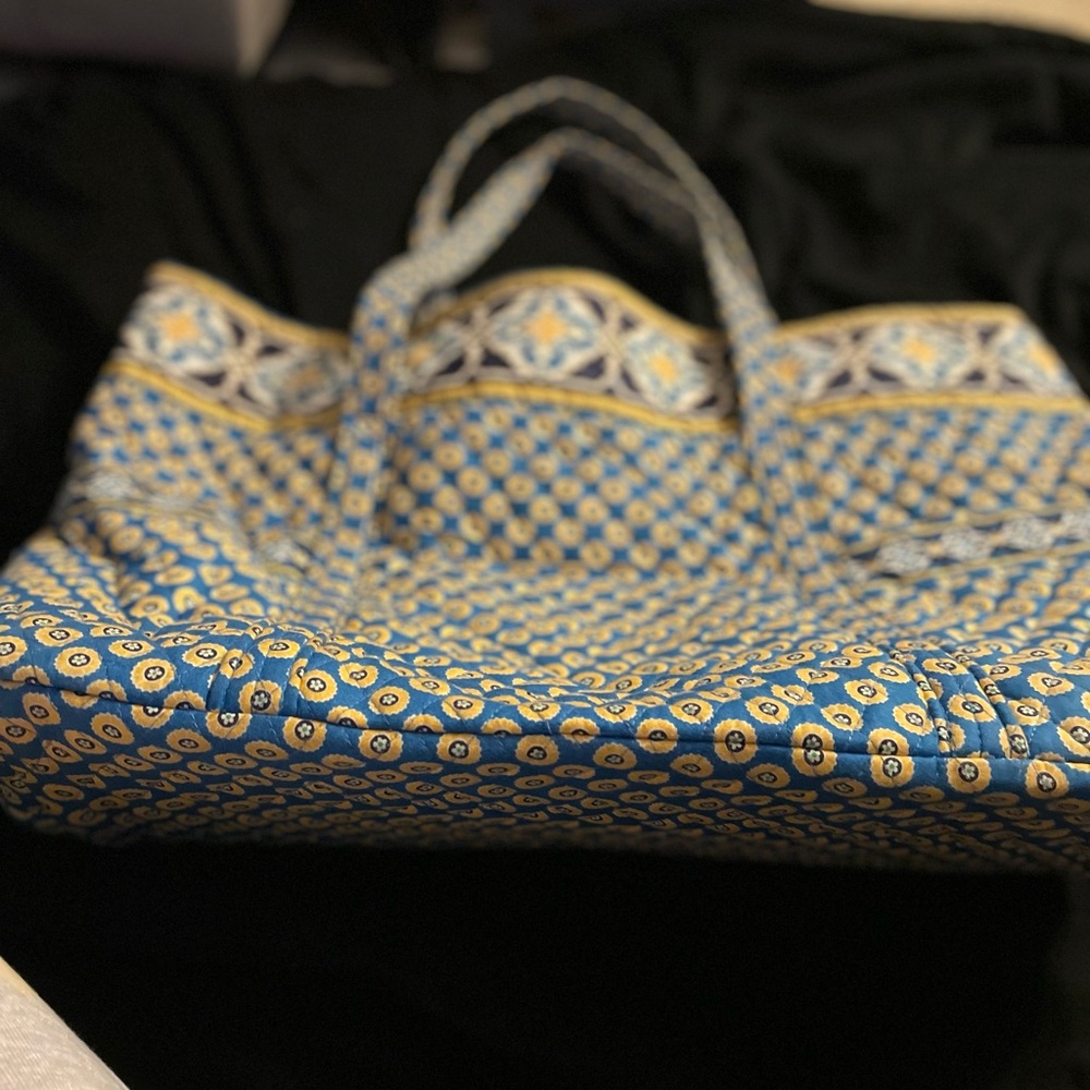 Vera Bradley extra large tote bag Rivera Blue retired pattern